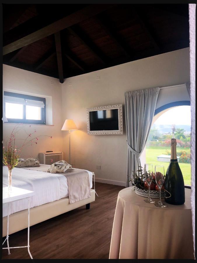 Corte Maddalena Camere Capoterra Ngoại thất bức ảnh