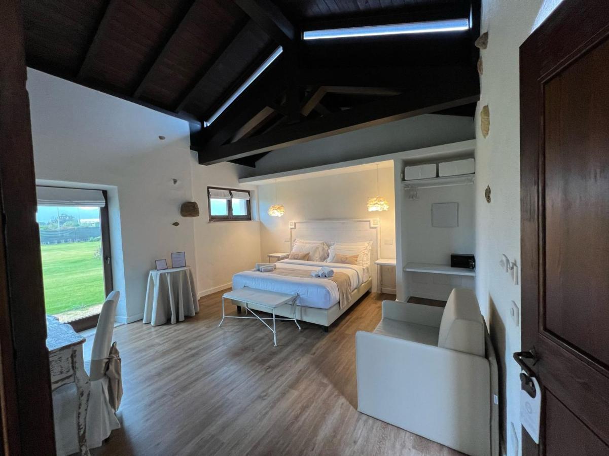 Corte Maddalena Camere Capoterra Ngoại thất bức ảnh