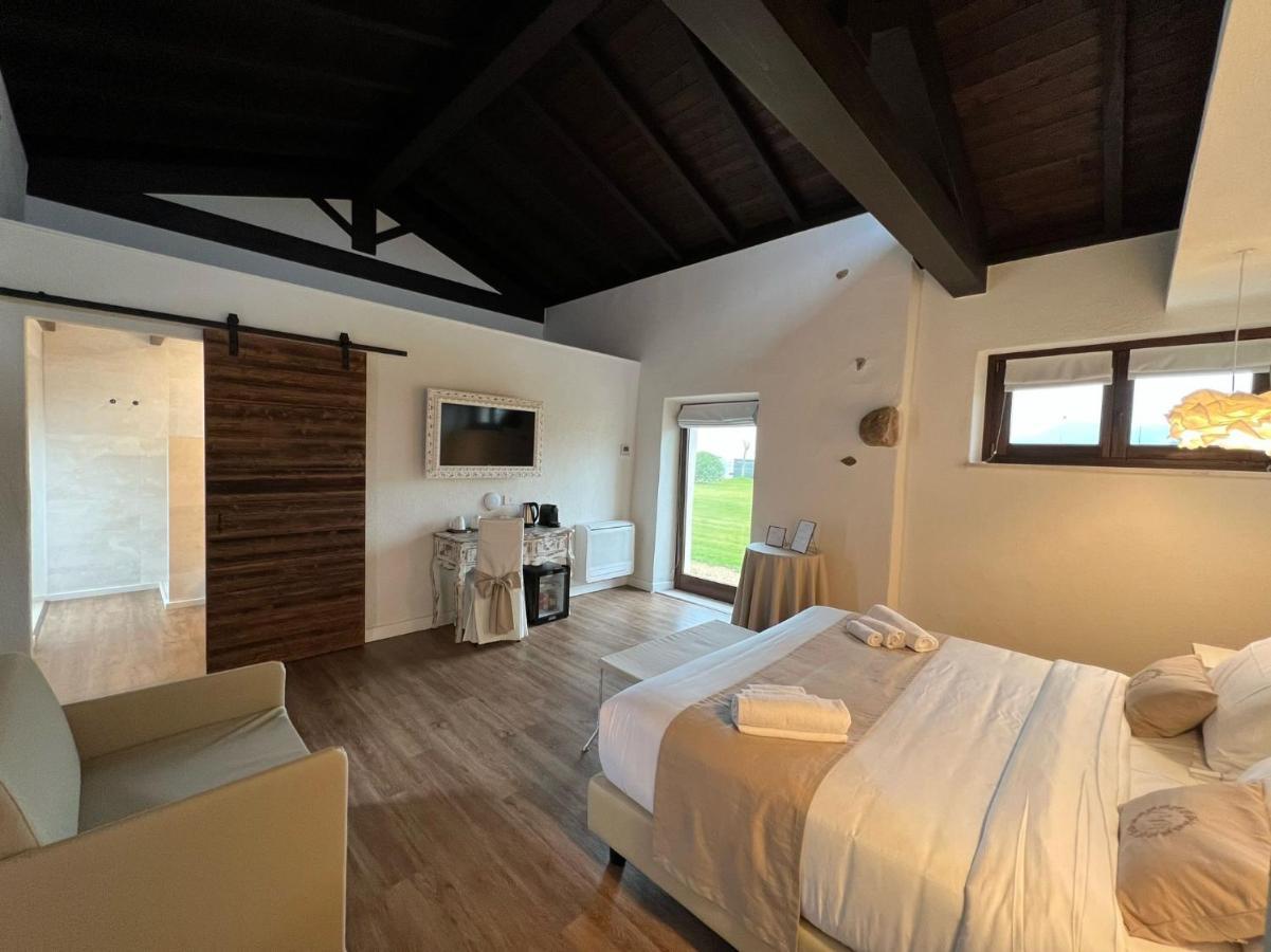 Corte Maddalena Camere Capoterra Ngoại thất bức ảnh